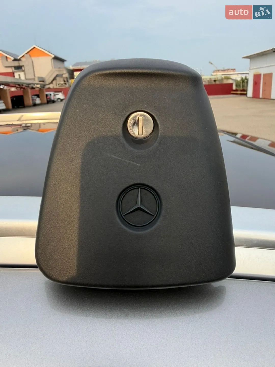 2018 Mercedes-Benz GLC - мініатюра 31