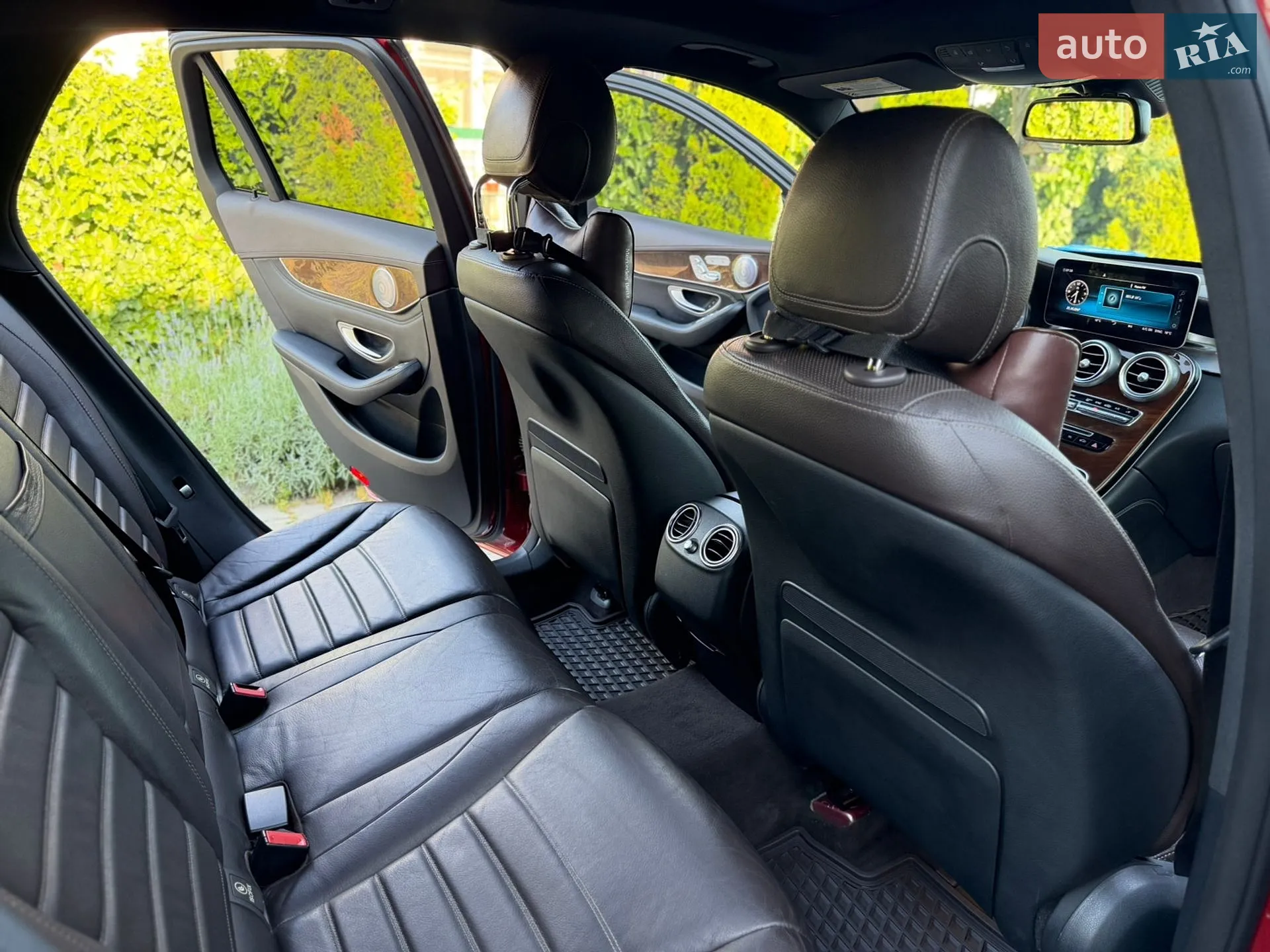 2016 Mercedes-Benz GLC - мініатюра 35