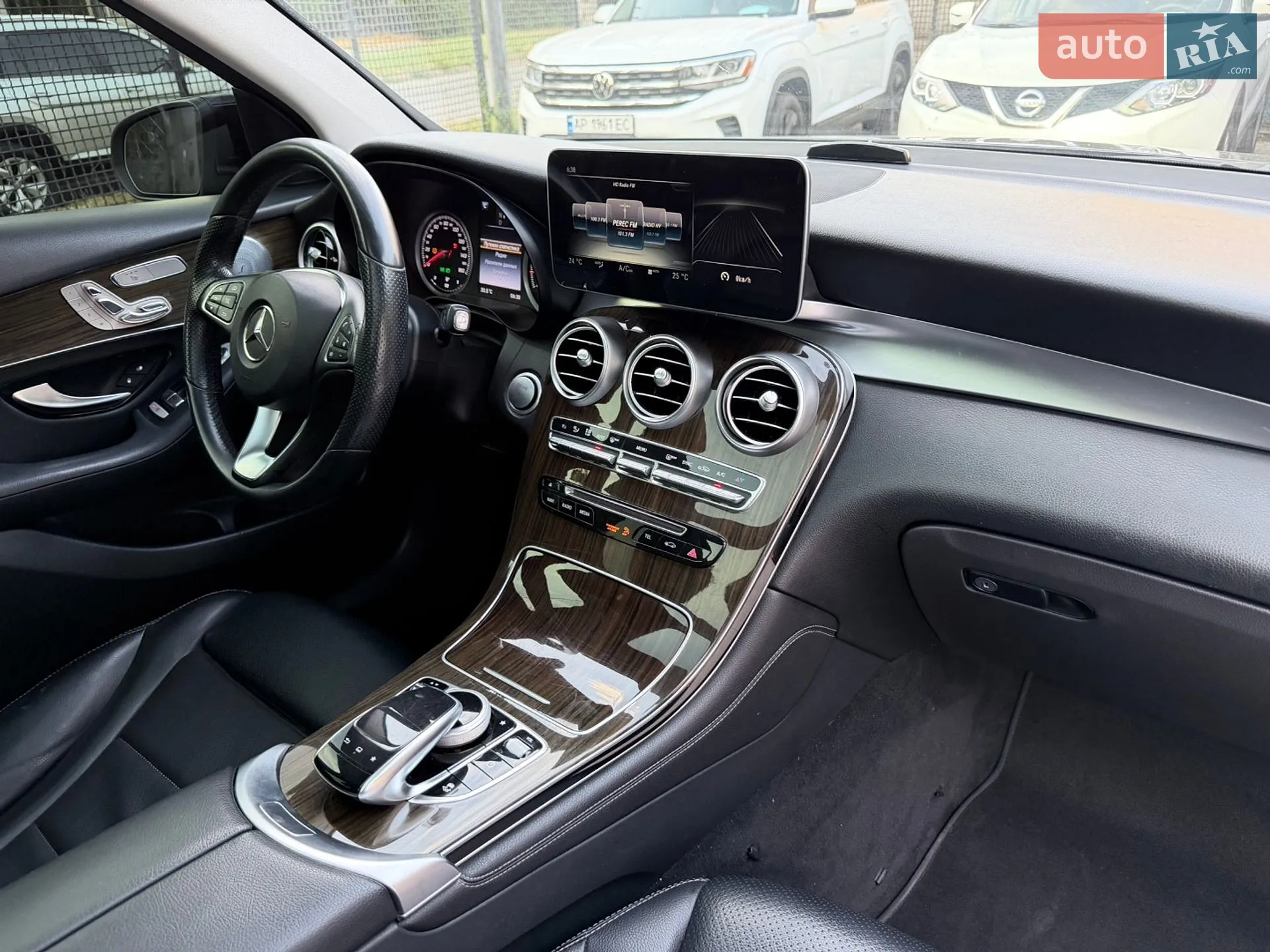 2015 Mercedes-Benz GLC - мініатюра 21