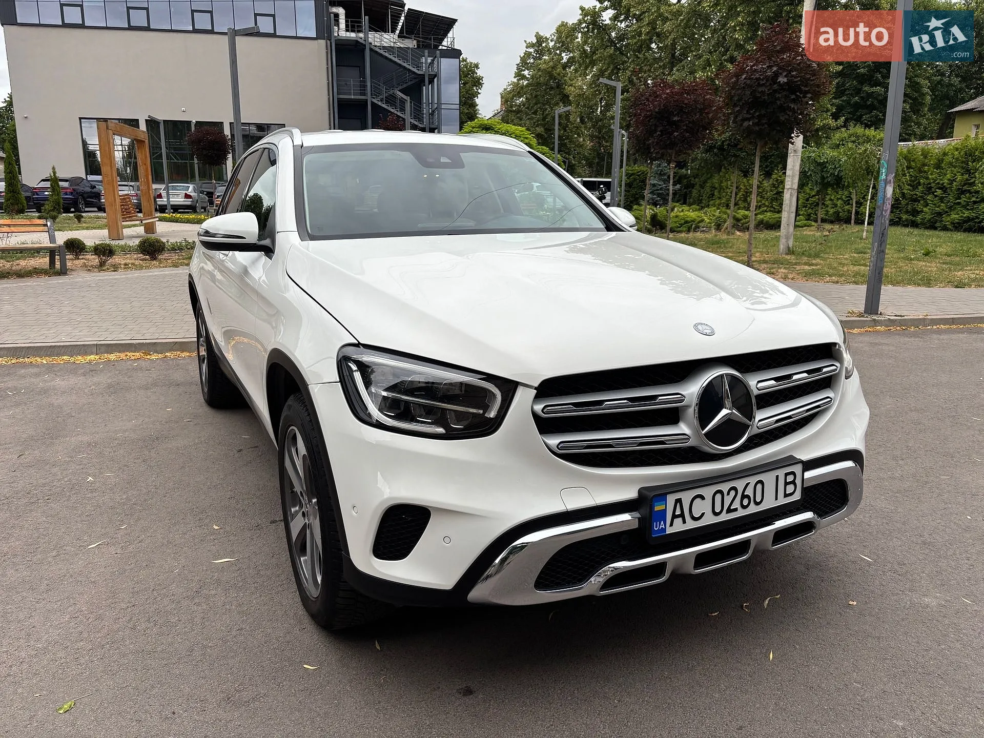 2022 Mercedes-Benz GLC - мініатюра 29