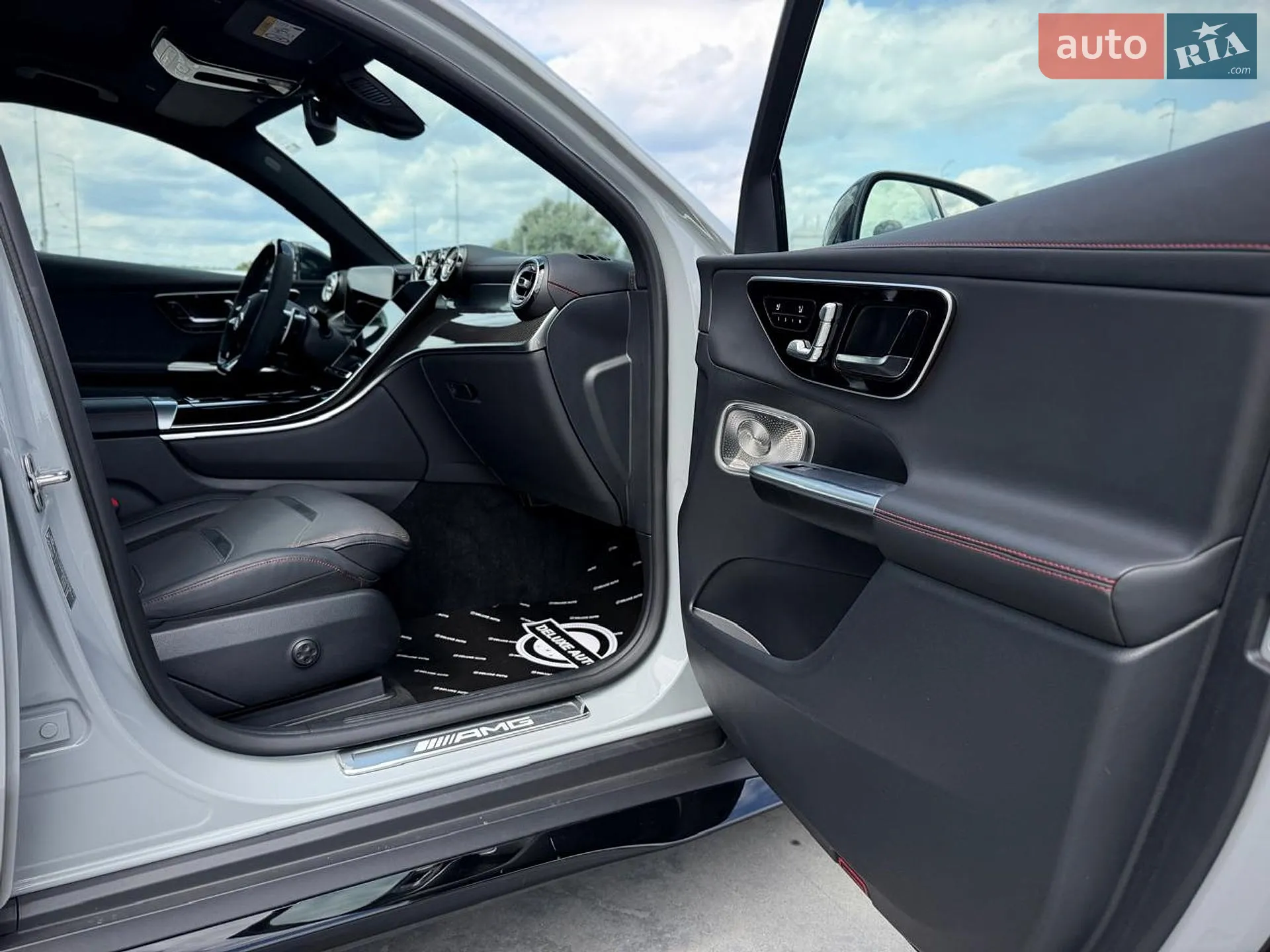 2025 Mercedes-Benz GLC - мініатюра 39