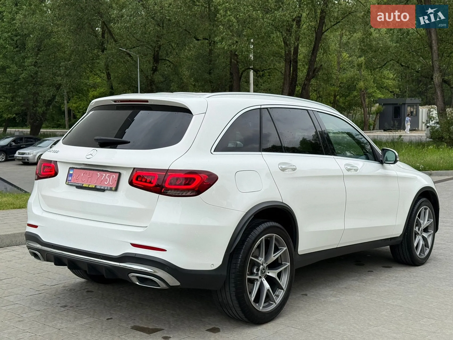 2021 Mercedes-Benz GLC - мініатюра 8