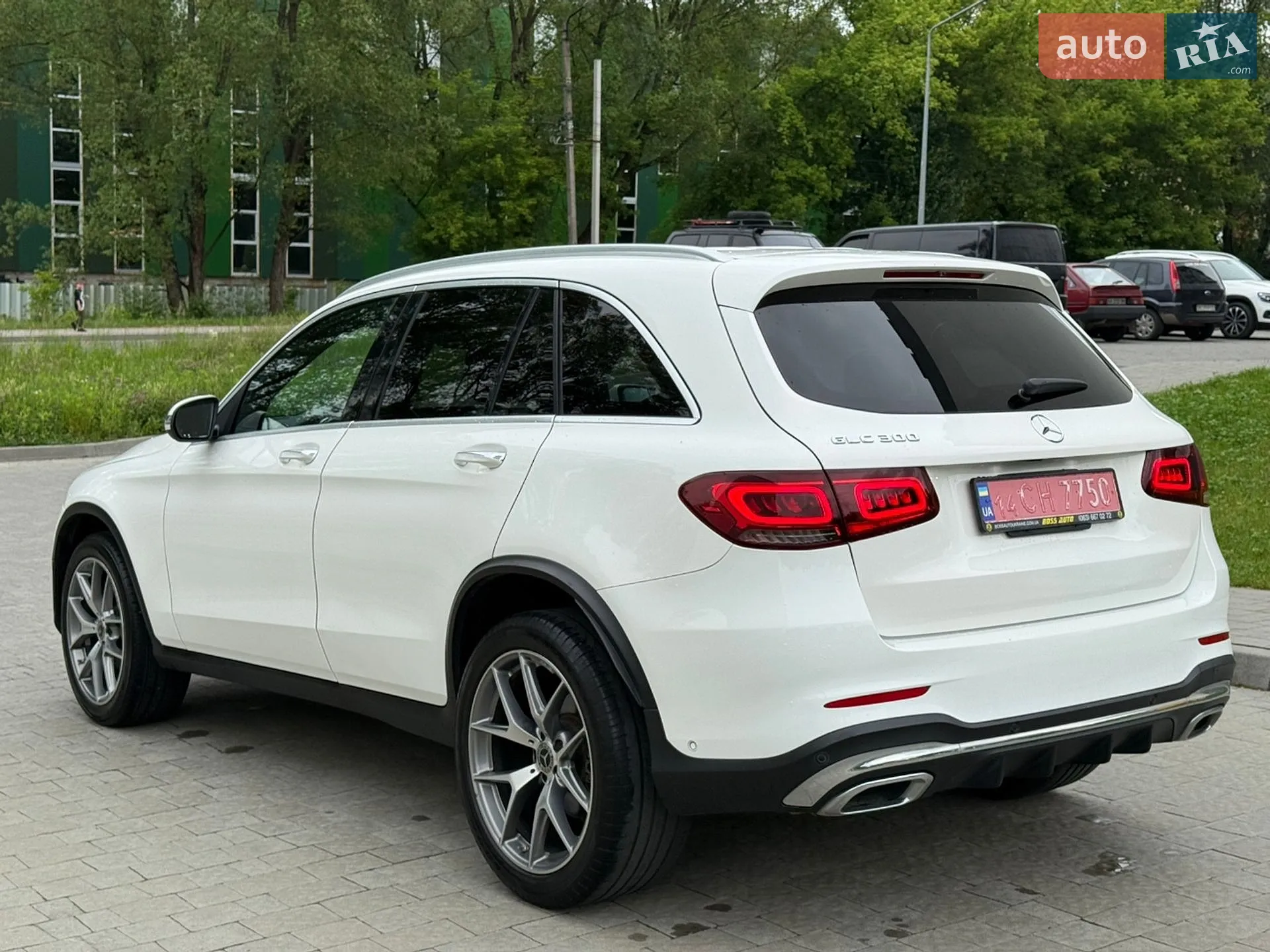 2021 Mercedes-Benz GLC - мініатюра 3