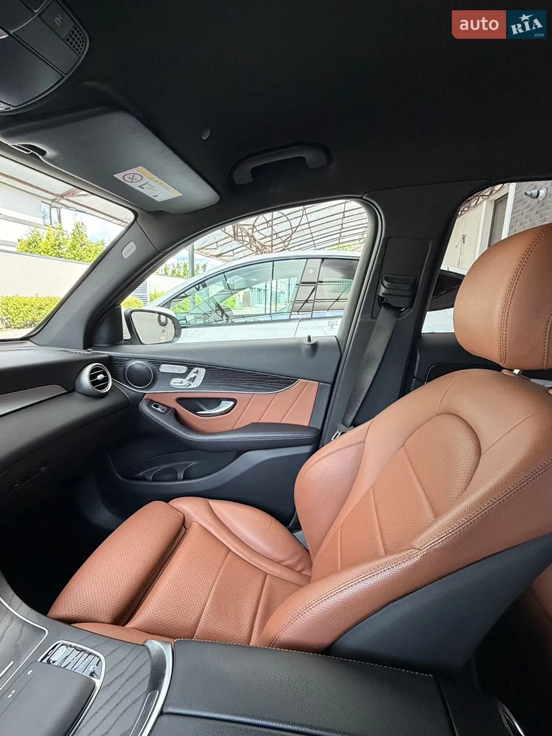 2019 Mercedes-Benz GLC - мініатюра 16
