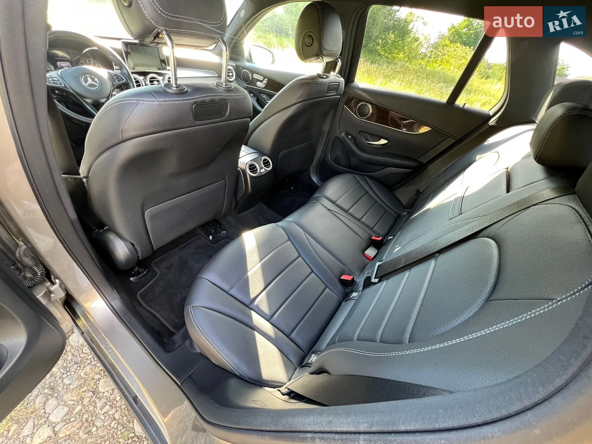 2019 Mercedes-Benz GLC - мініатюра 24