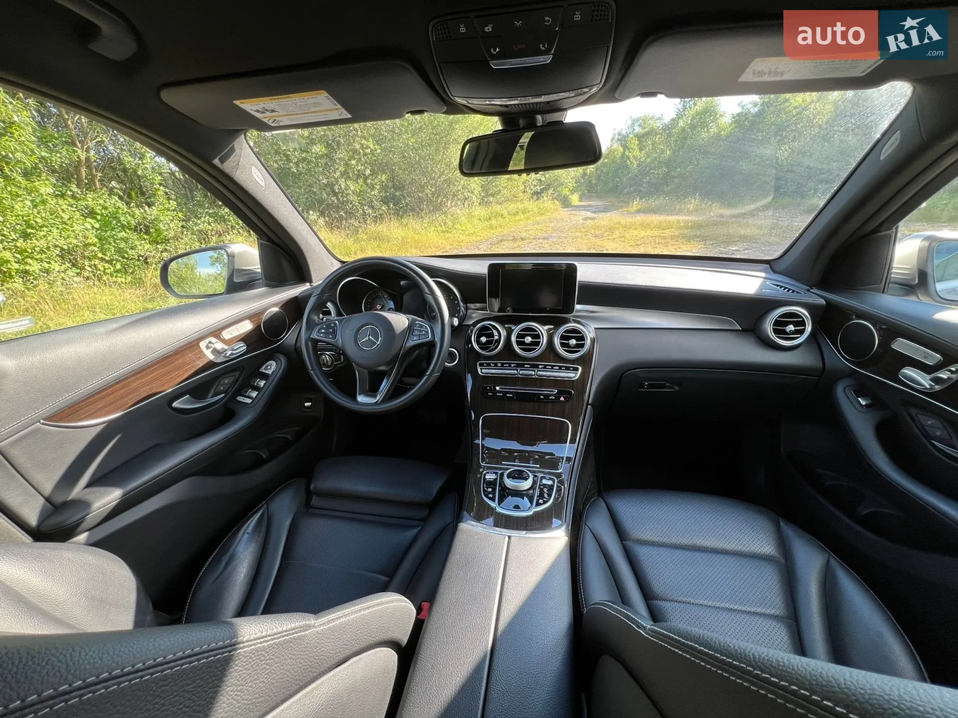 2019 Mercedes-Benz GLC - мініатюра 30