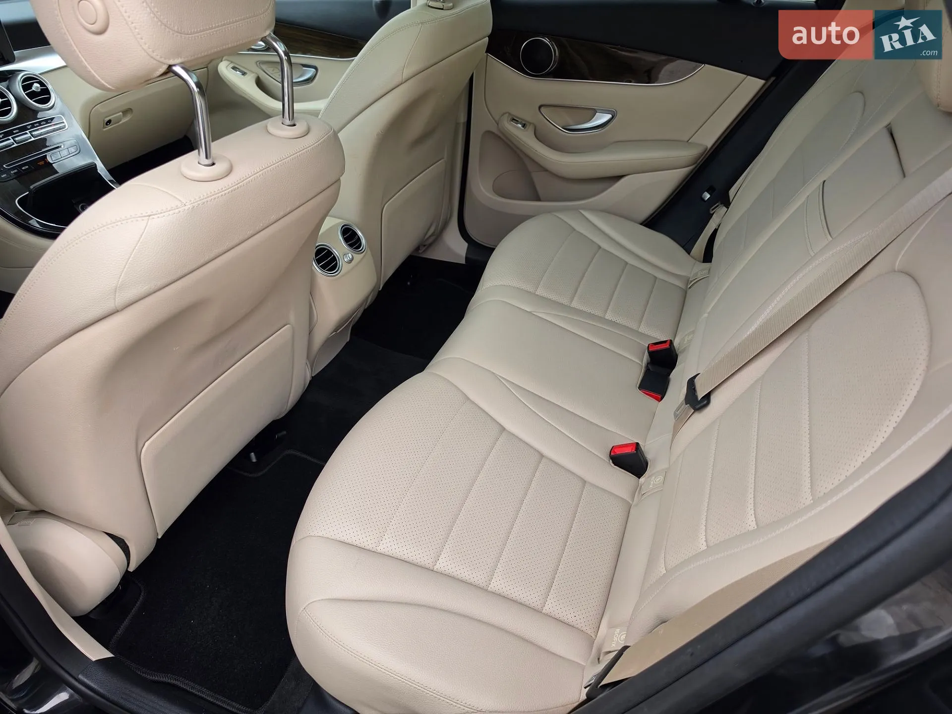 2016 Mercedes-Benz GLC - мініатюра 37