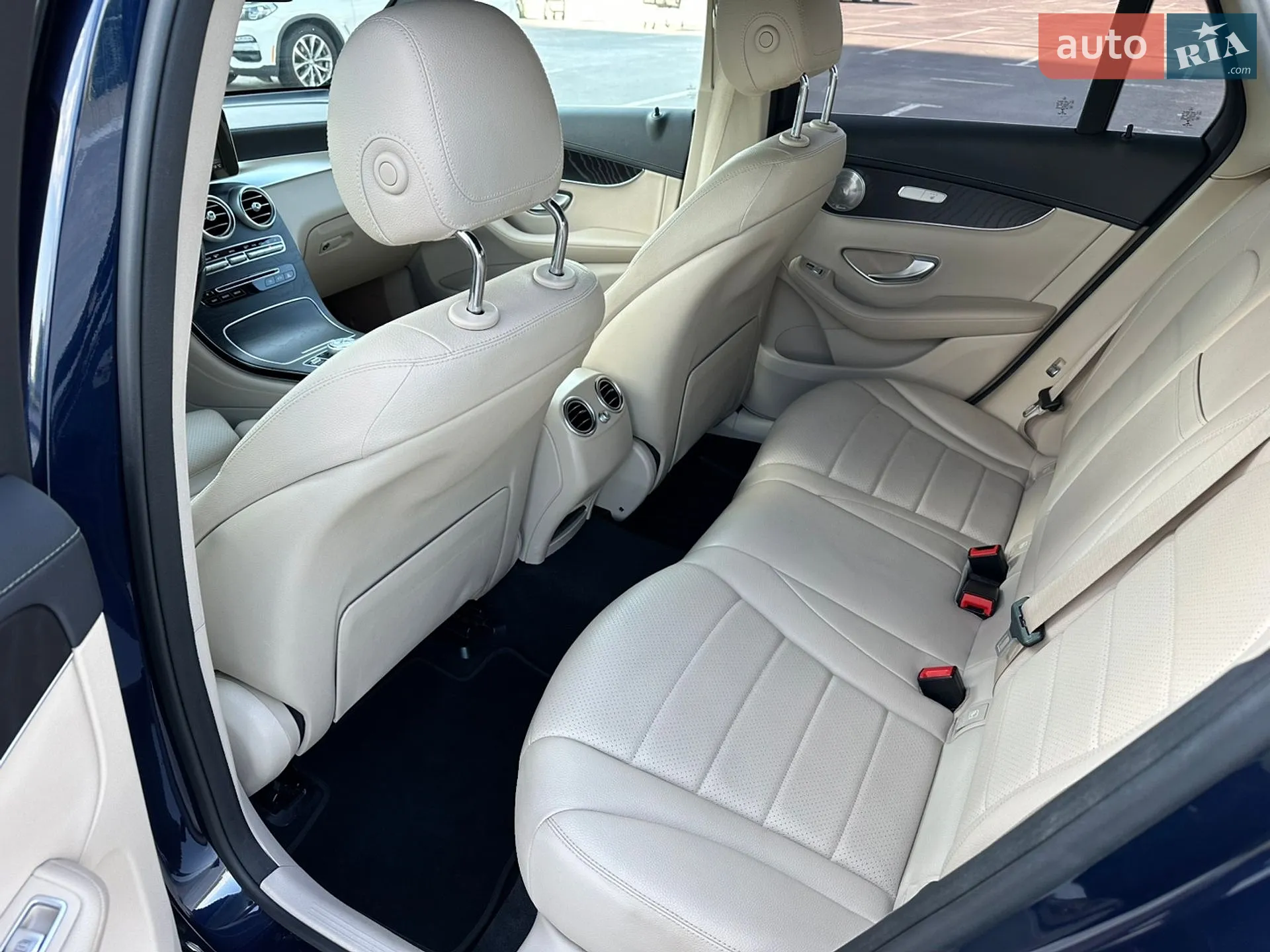 2017 Mercedes-Benz GLC - мініатюра 20
