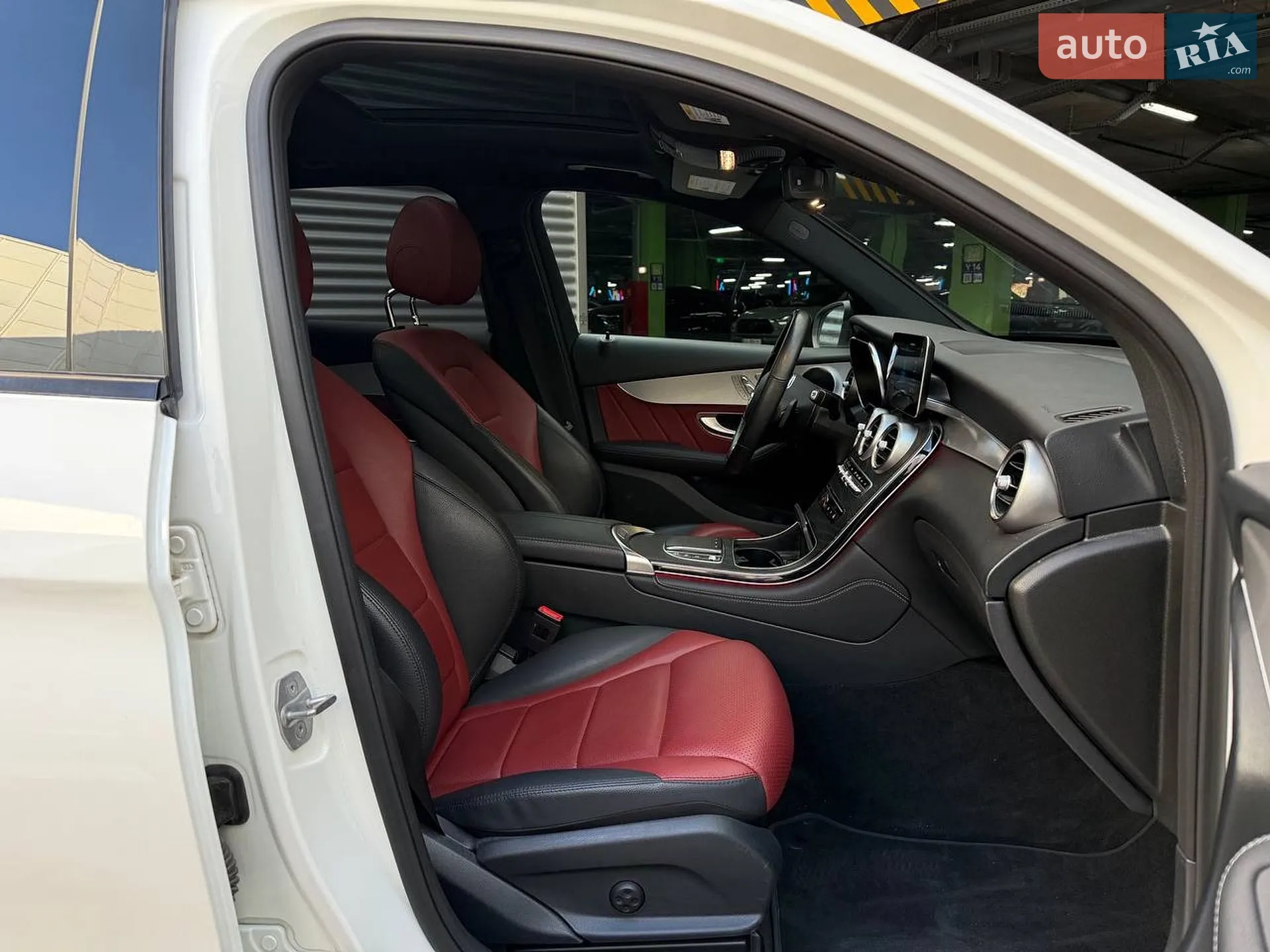 2020 Mercedes-Benz GLC - мініатюра 16