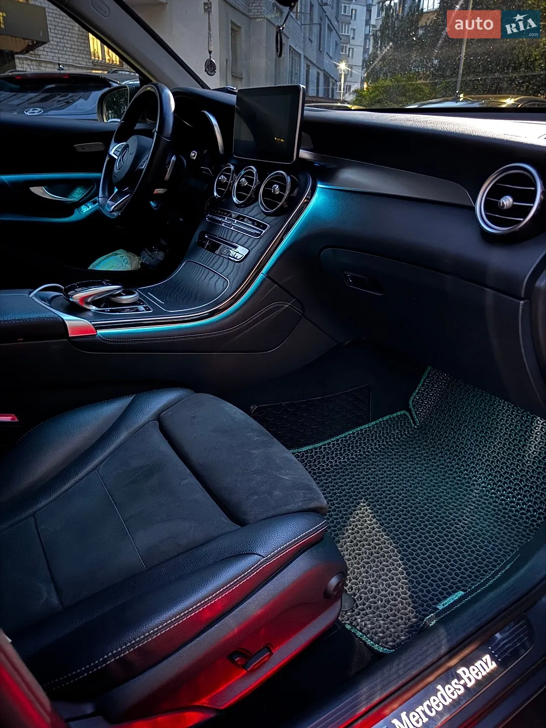 2018 Mercedes-Benz GLC - мініатюра 12