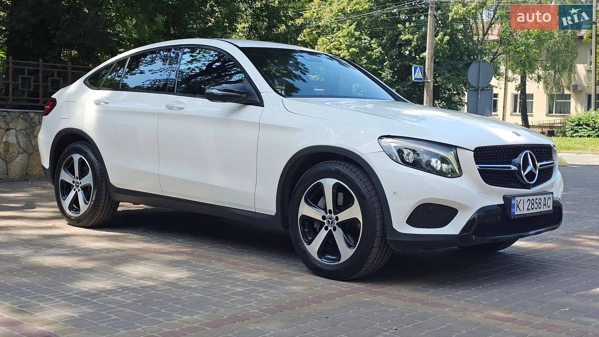 2018 Mercedes-Benz GLC - мініатюра 21