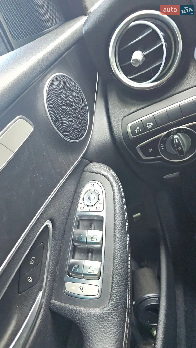 2018 Mercedes-Benz GLC - мініатюра 24