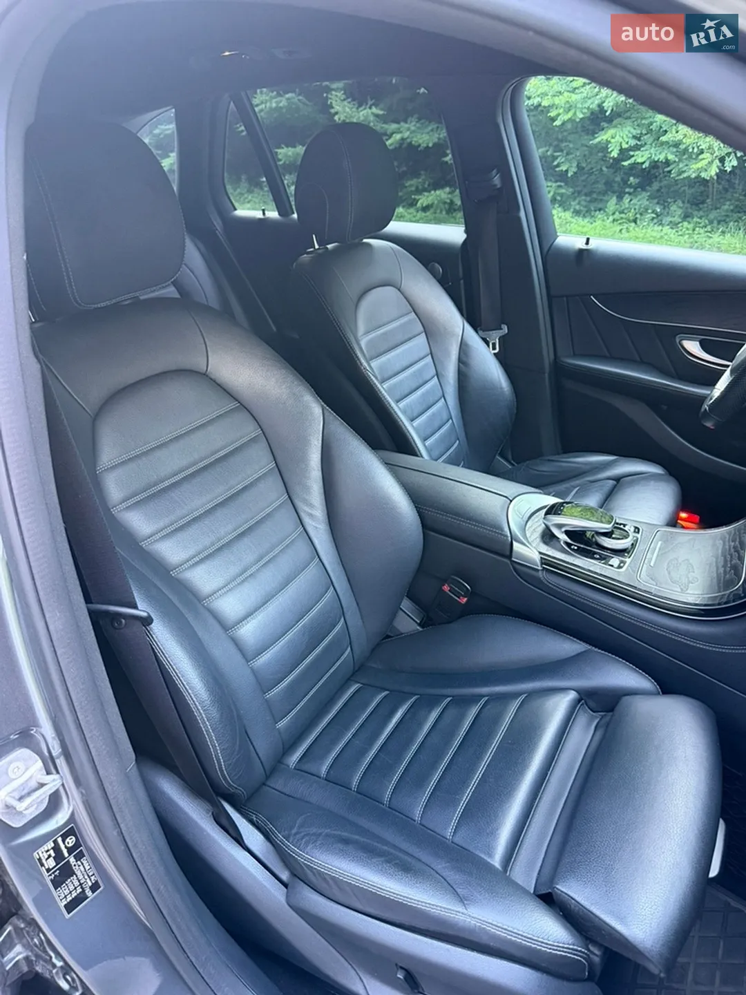 2016 Mercedes-Benz GLC - мініатюра 36