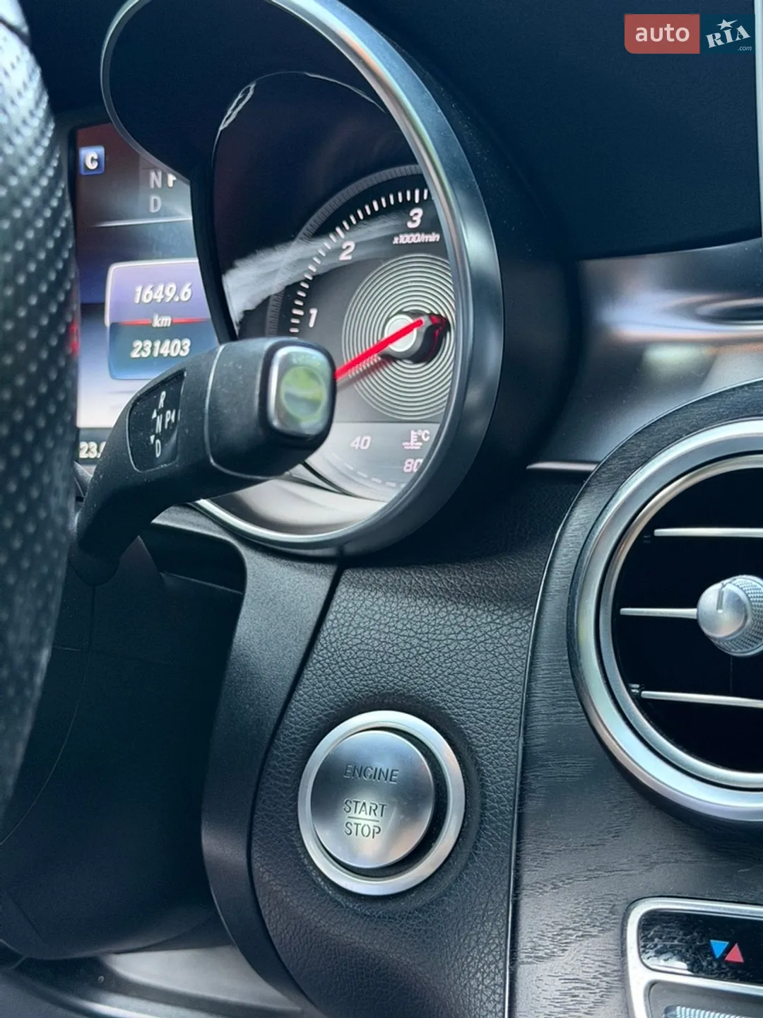 2016 Mercedes-Benz GLC - мініатюра 42