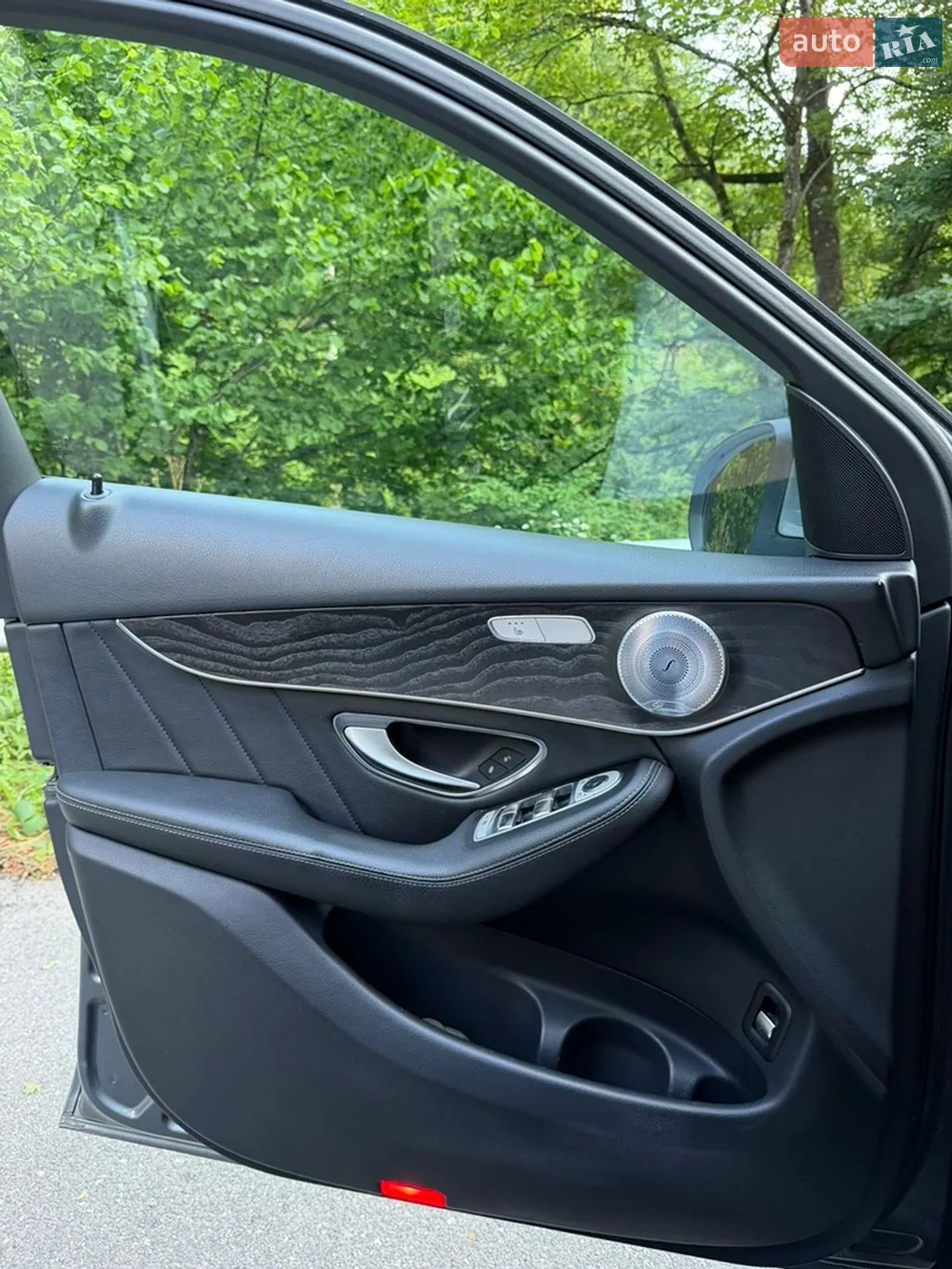 2016 Mercedes-Benz GLC - мініатюра 49