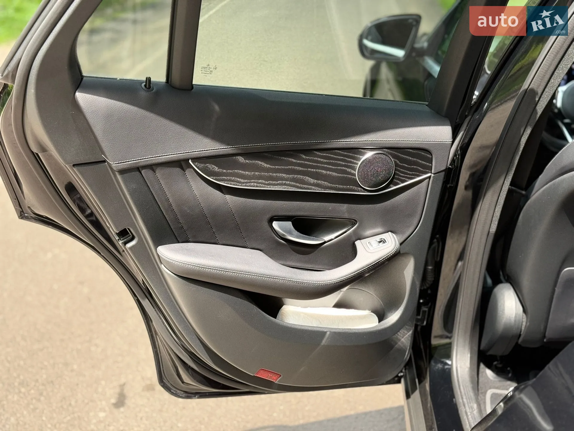 2022 Mercedes-Benz GLC - мініатюра 81