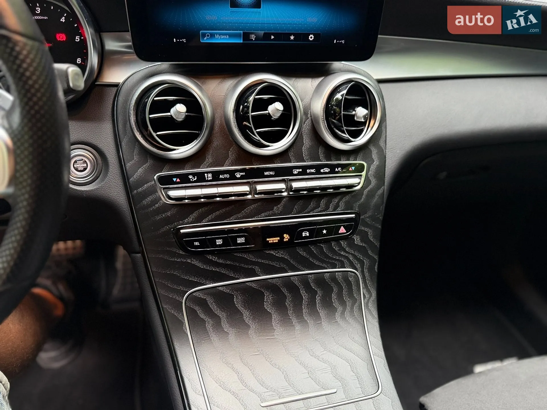 2022 Mercedes-Benz GLC - мініатюра 128