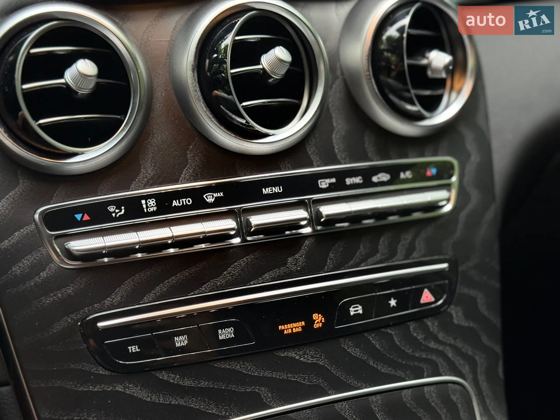 2022 Mercedes-Benz GLC - мініатюра 131