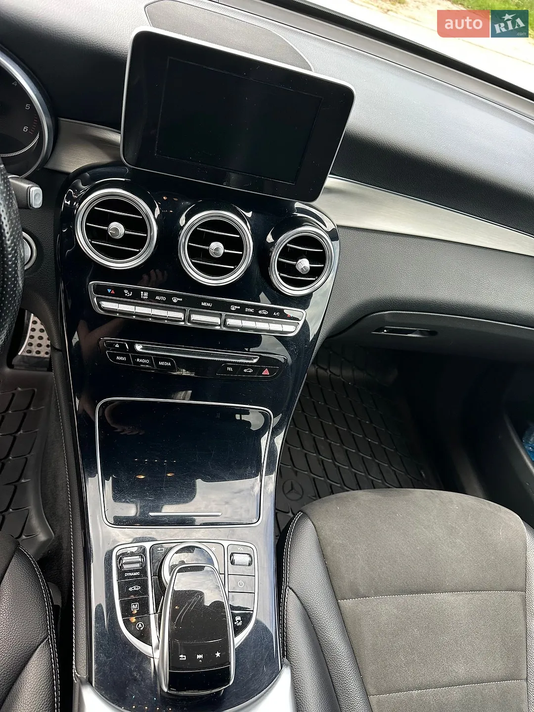 2017 Mercedes-Benz GLC - мініатюра 33