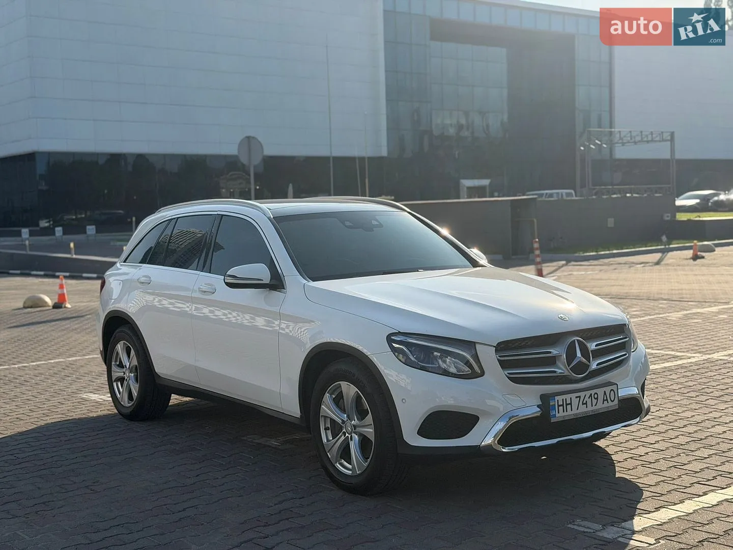 2016 Mercedes-Benz GLC - мініатюра 9