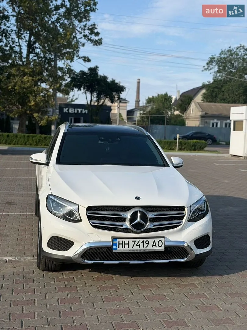 2016 Mercedes-Benz GLC - мініатюра 2