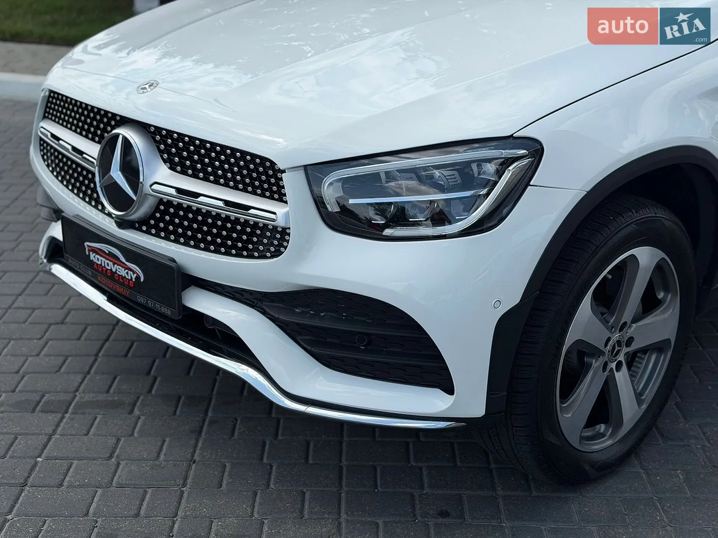 2022 Mercedes-Benz GLC - мініатюра 3