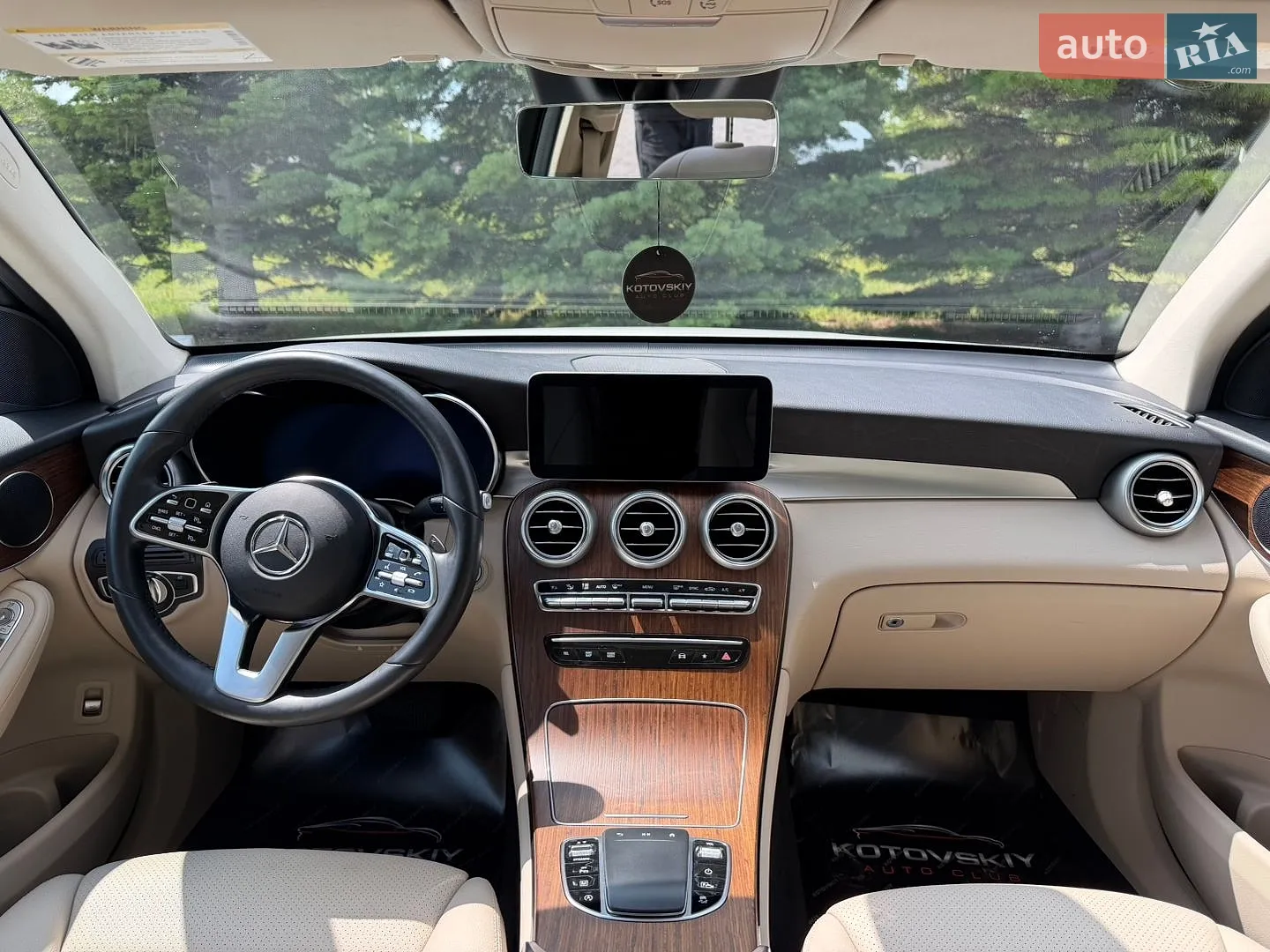 2022 Mercedes-Benz GLC - мініатюра 12