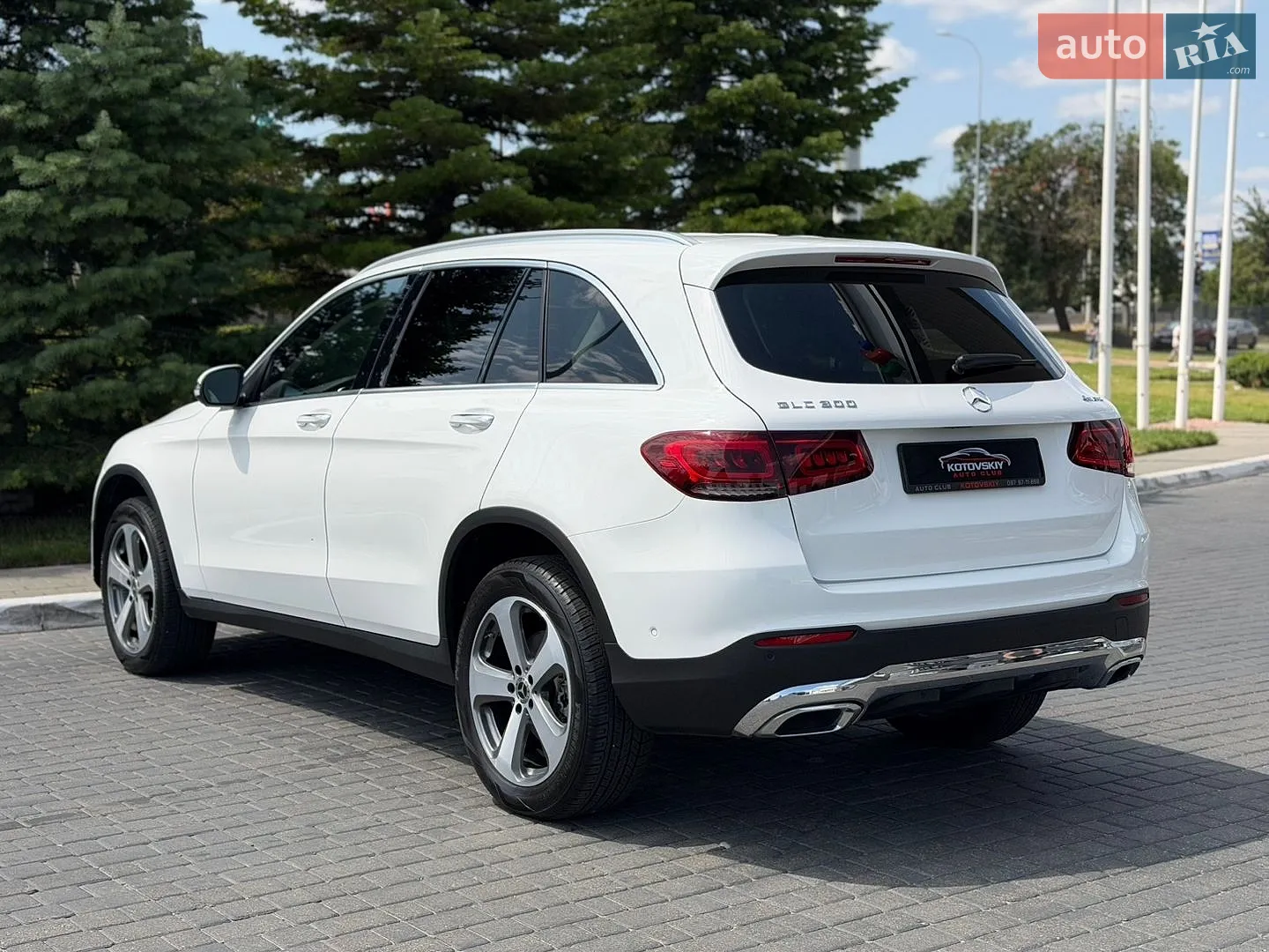 2022 Mercedes-Benz GLC - мініатюра 29