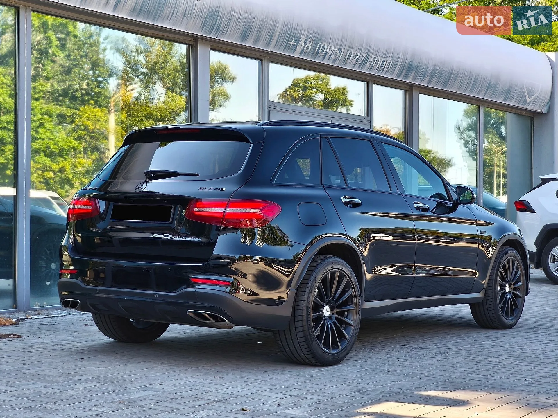 2017 Mercedes-Benz GLC - мініатюра 10