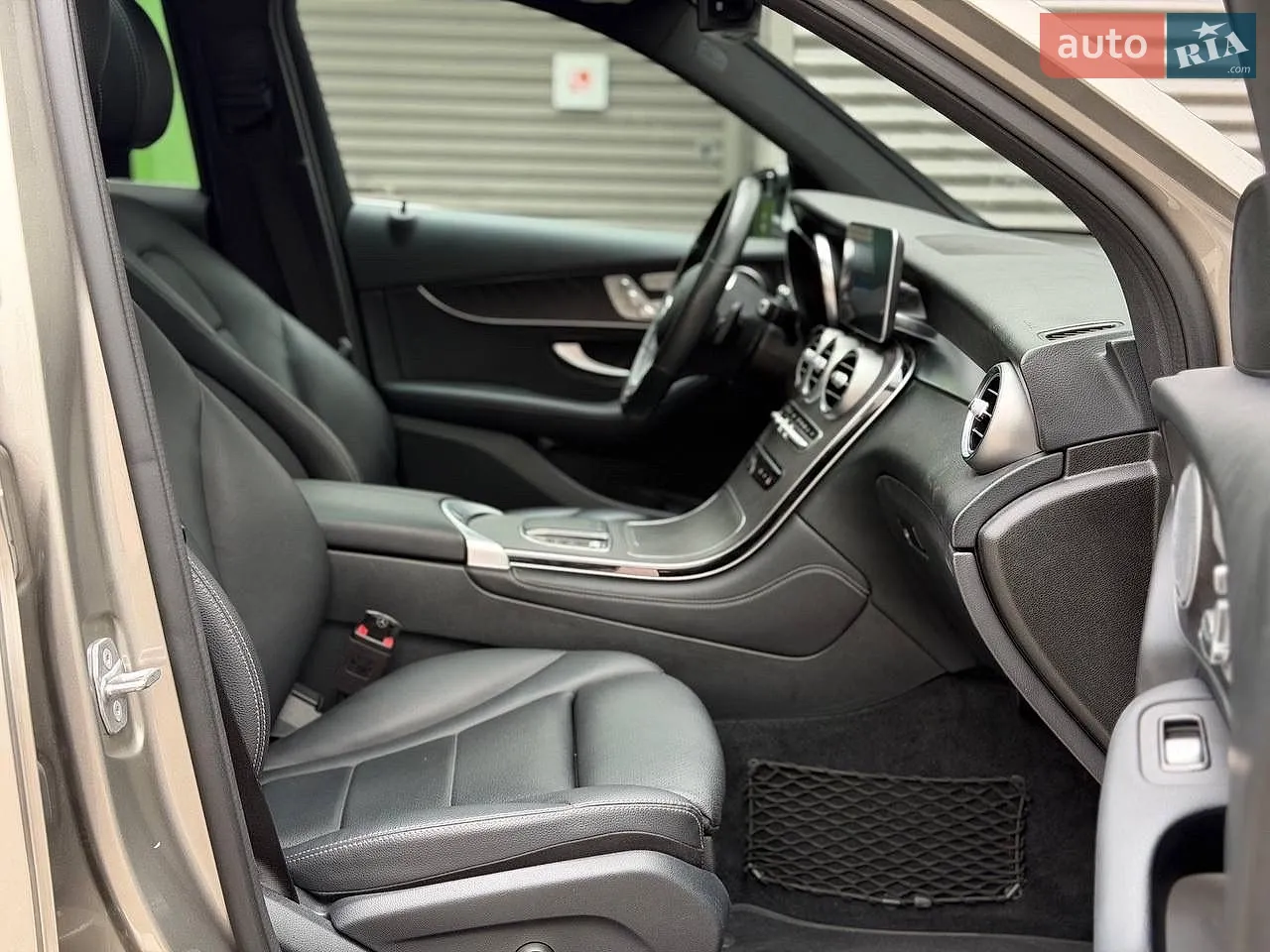 2019 Mercedes-Benz GLC - мініатюра 18