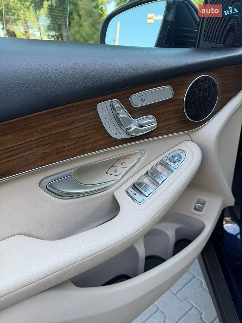 2022 Mercedes-Benz GLC - мініатюра 26