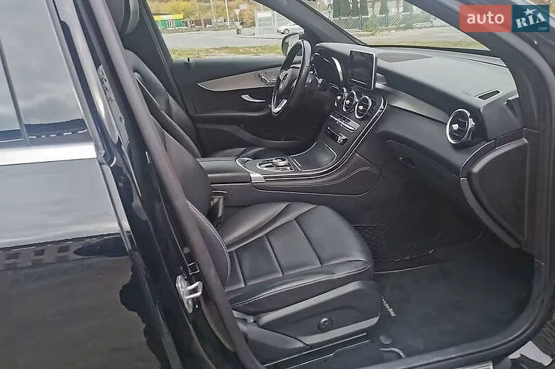 2018 Mercedes-Benz GLC - мініатюра 28