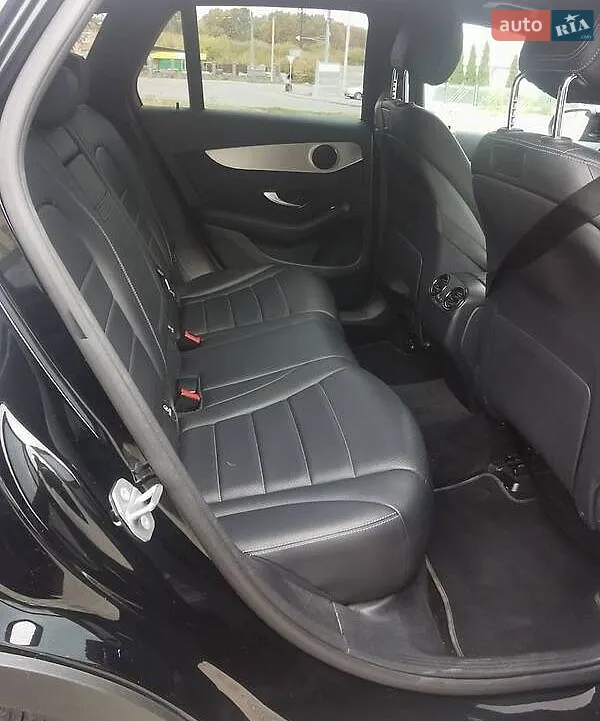 2018 Mercedes-Benz GLC - мініатюра 30