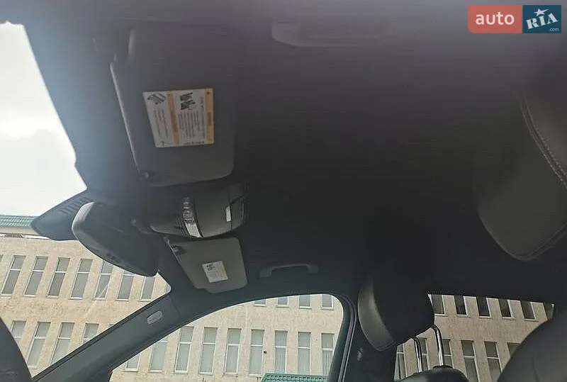 2018 Mercedes-Benz GLC - мініатюра 34