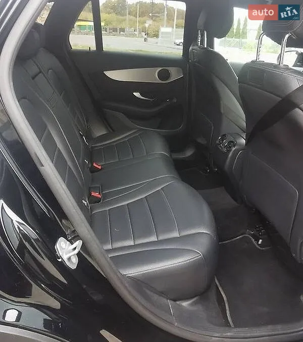 2018 Mercedes-Benz GLC - мініатюра 38