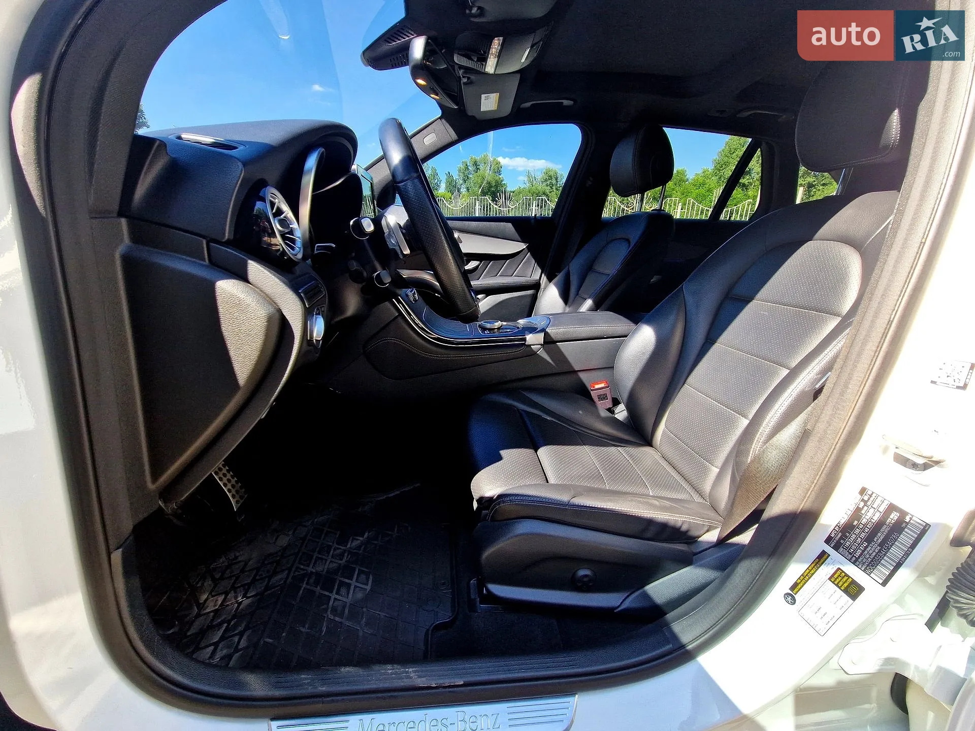2018 Mercedes-Benz GLC - мініатюра 11