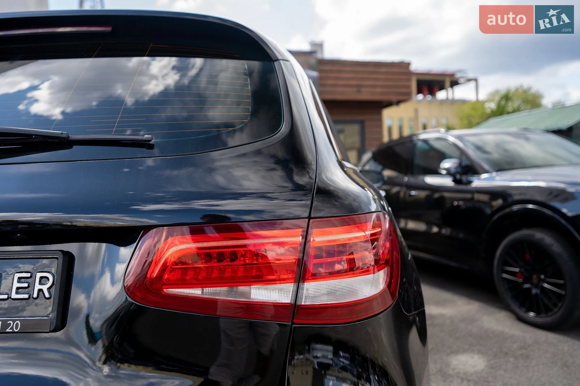 2017 Mercedes-Benz GLC - мініатюра 15