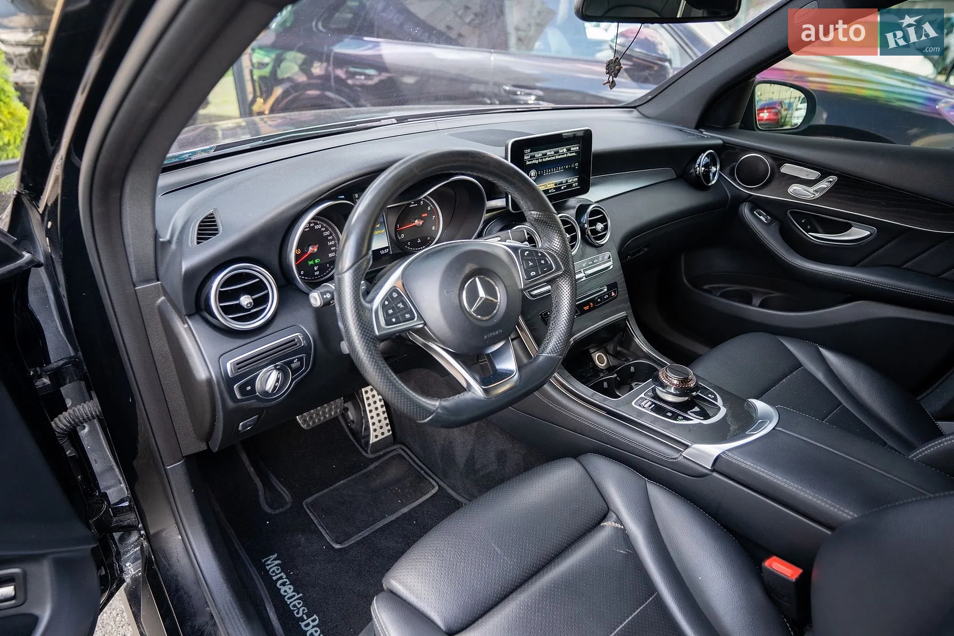 2017 Mercedes-Benz GLC - мініатюра 16