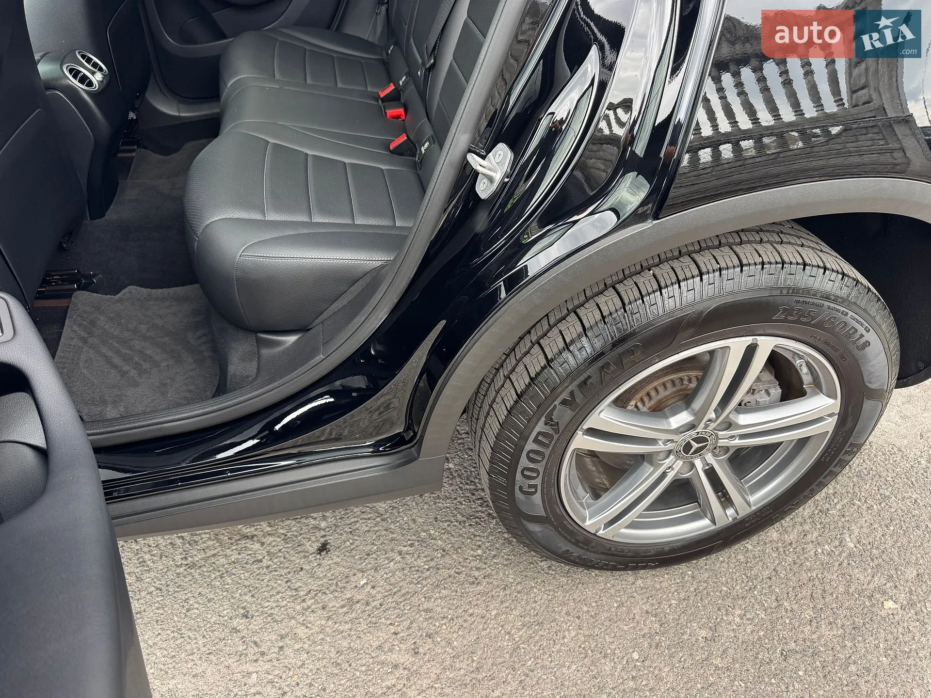 2021 Mercedes-Benz GLC - мініатюра 27