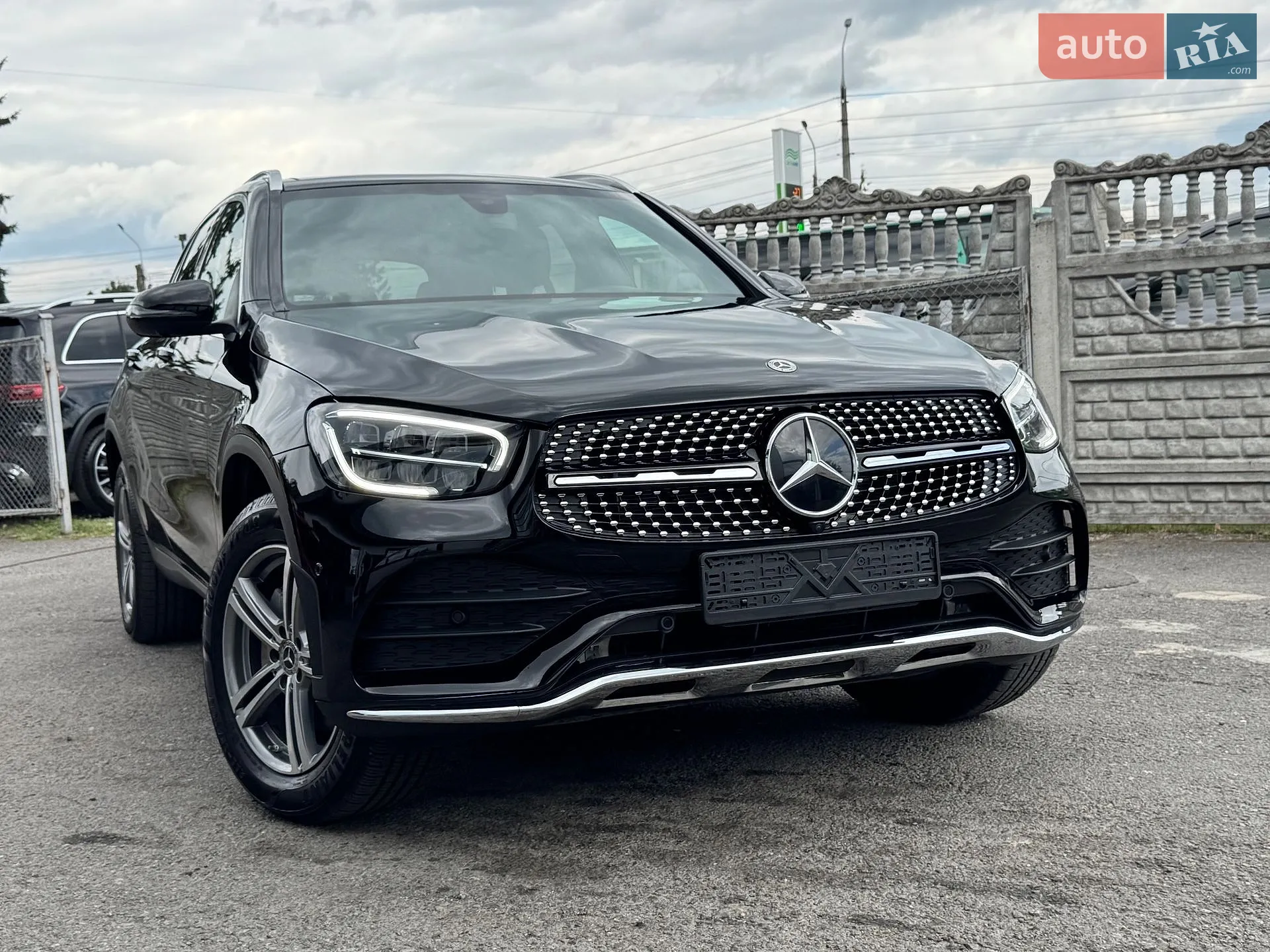 2021 Mercedes-Benz GLC - мініатюра 31