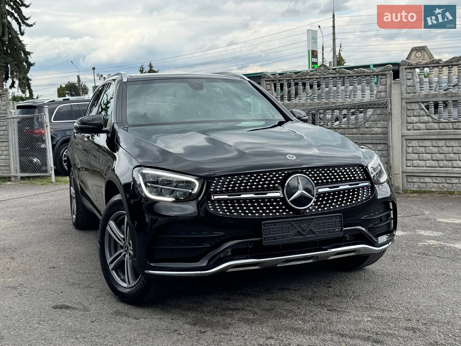 2021 Mercedes-Benz GLC - мініатюра 32