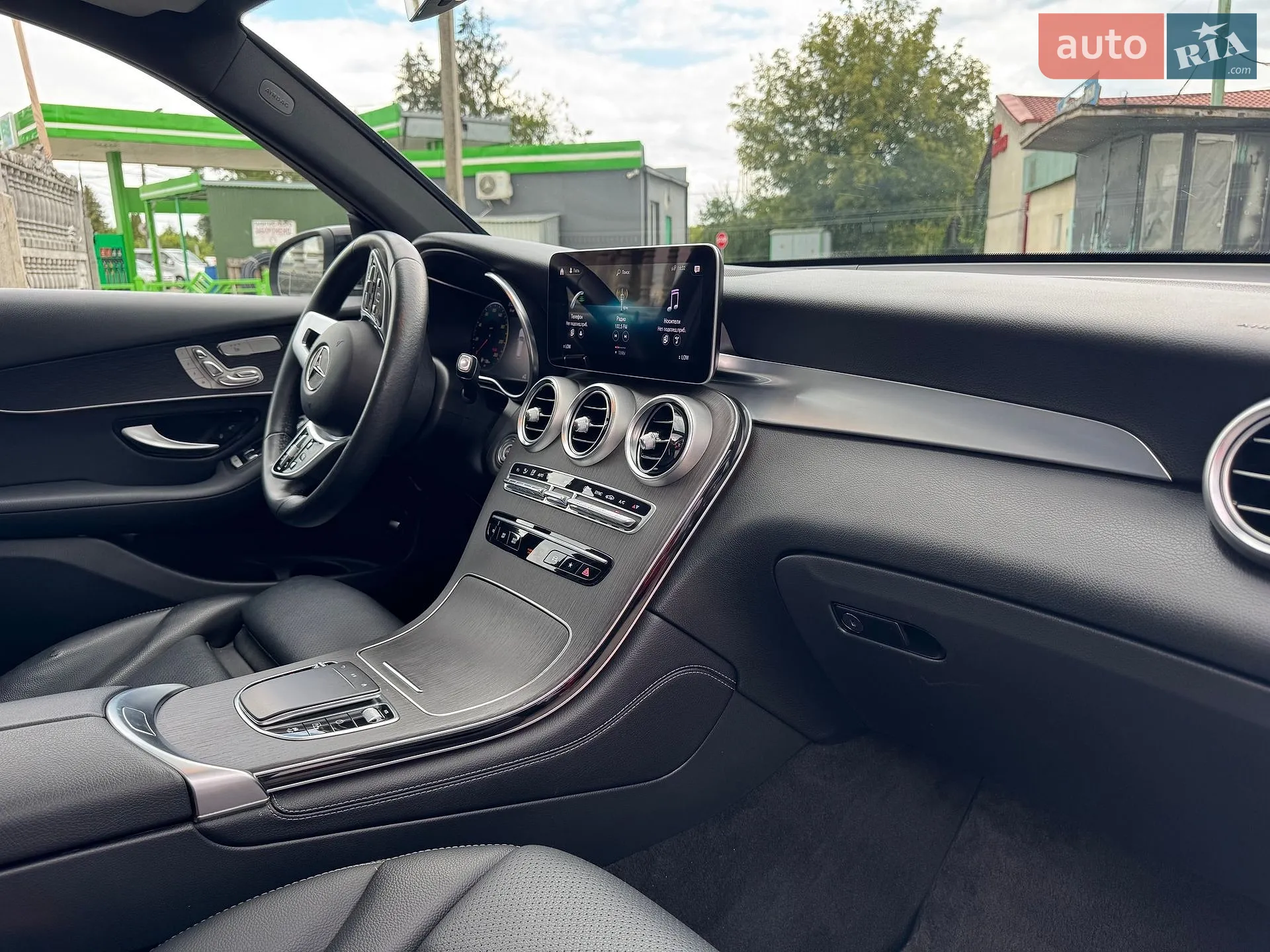 2021 Mercedes-Benz GLC - мініатюра 39