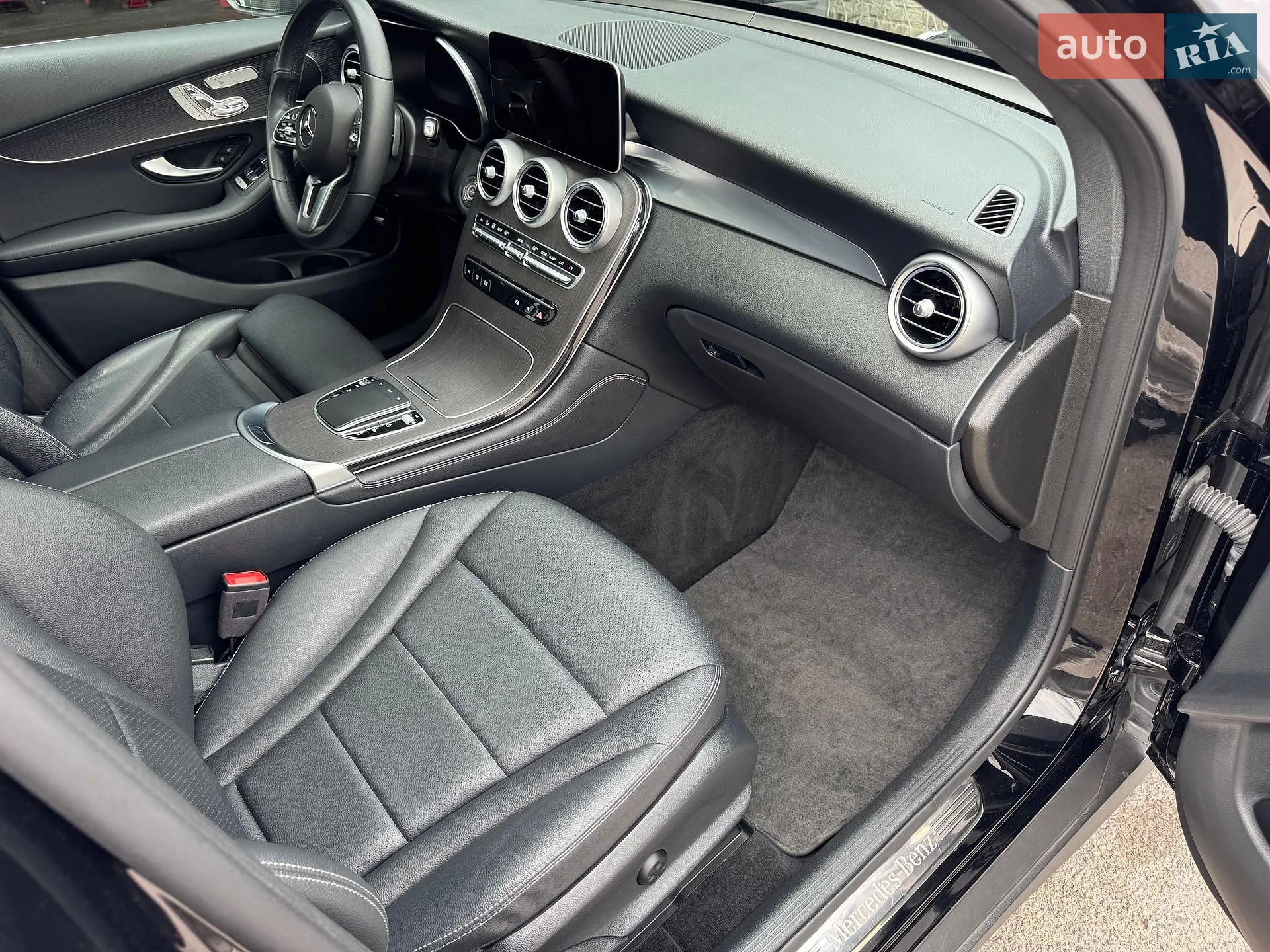 2021 Mercedes-Benz GLC - мініатюра 97