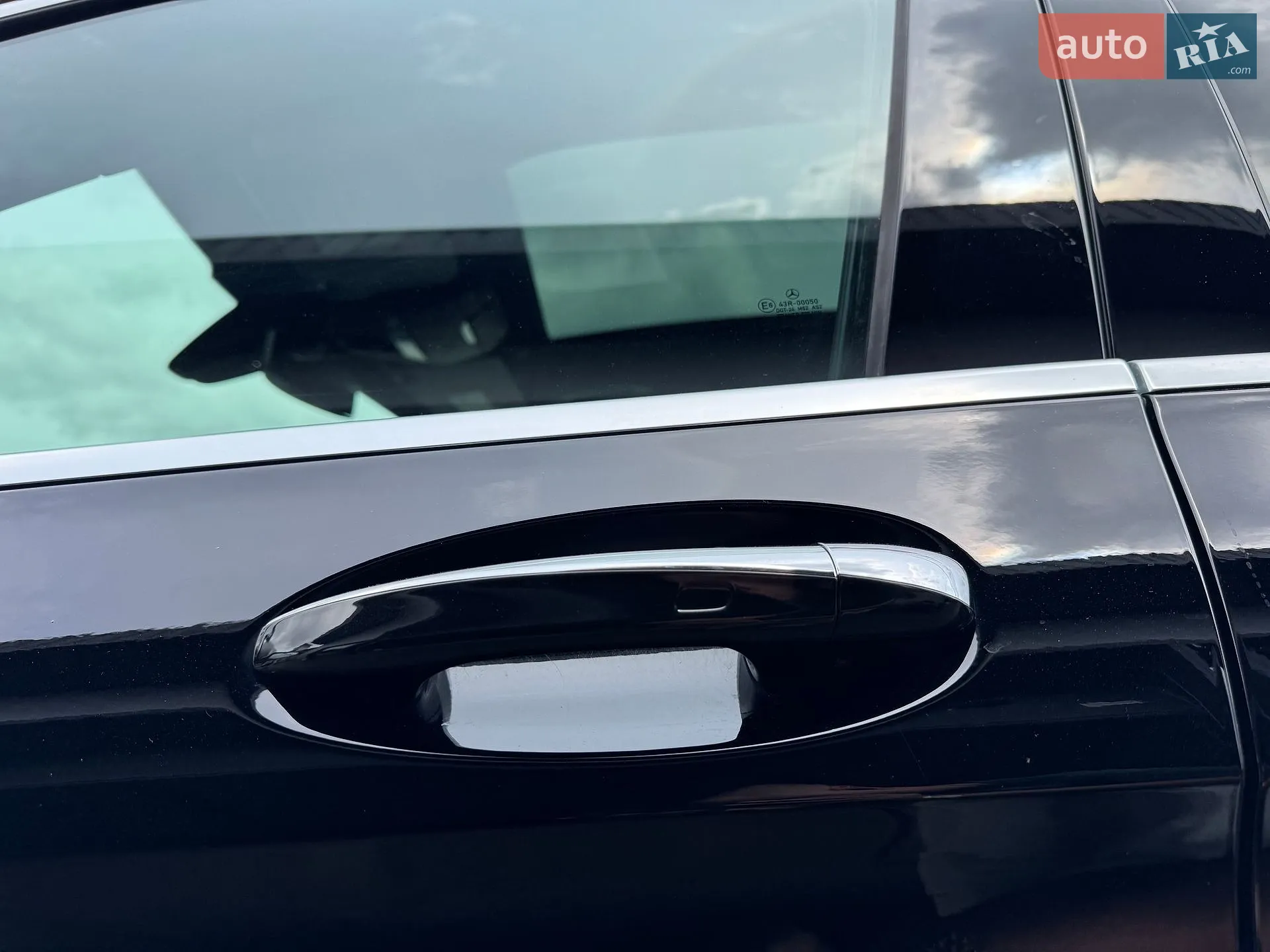 2021 Mercedes-Benz GLC - мініатюра 102