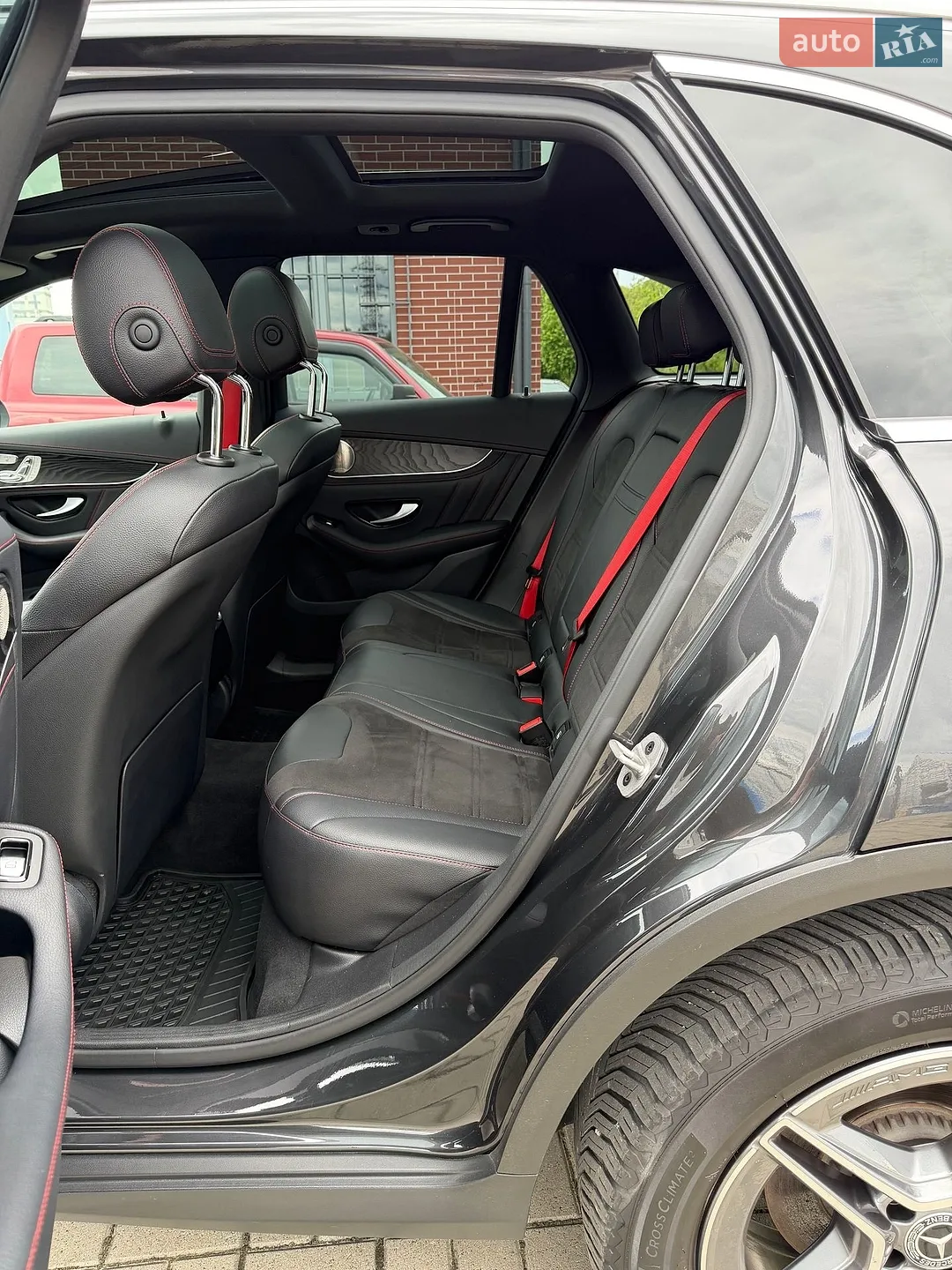 2021 Mercedes-Benz GLC - мініатюра 23