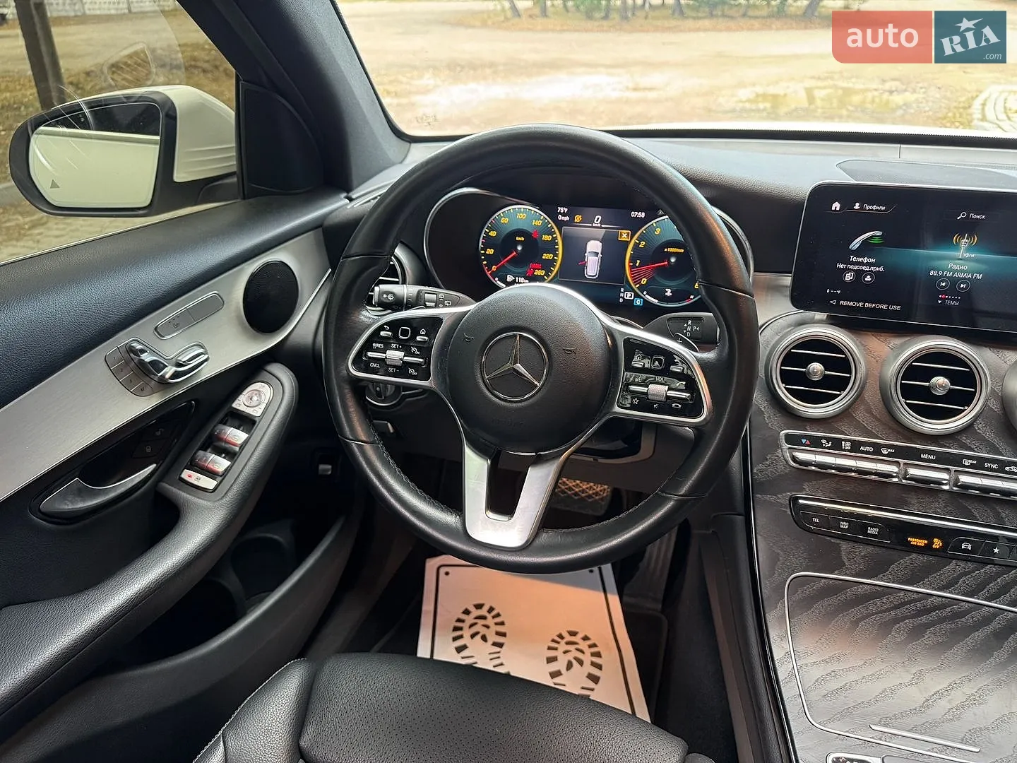 2022 Mercedes-Benz GLC - мініатюра 10