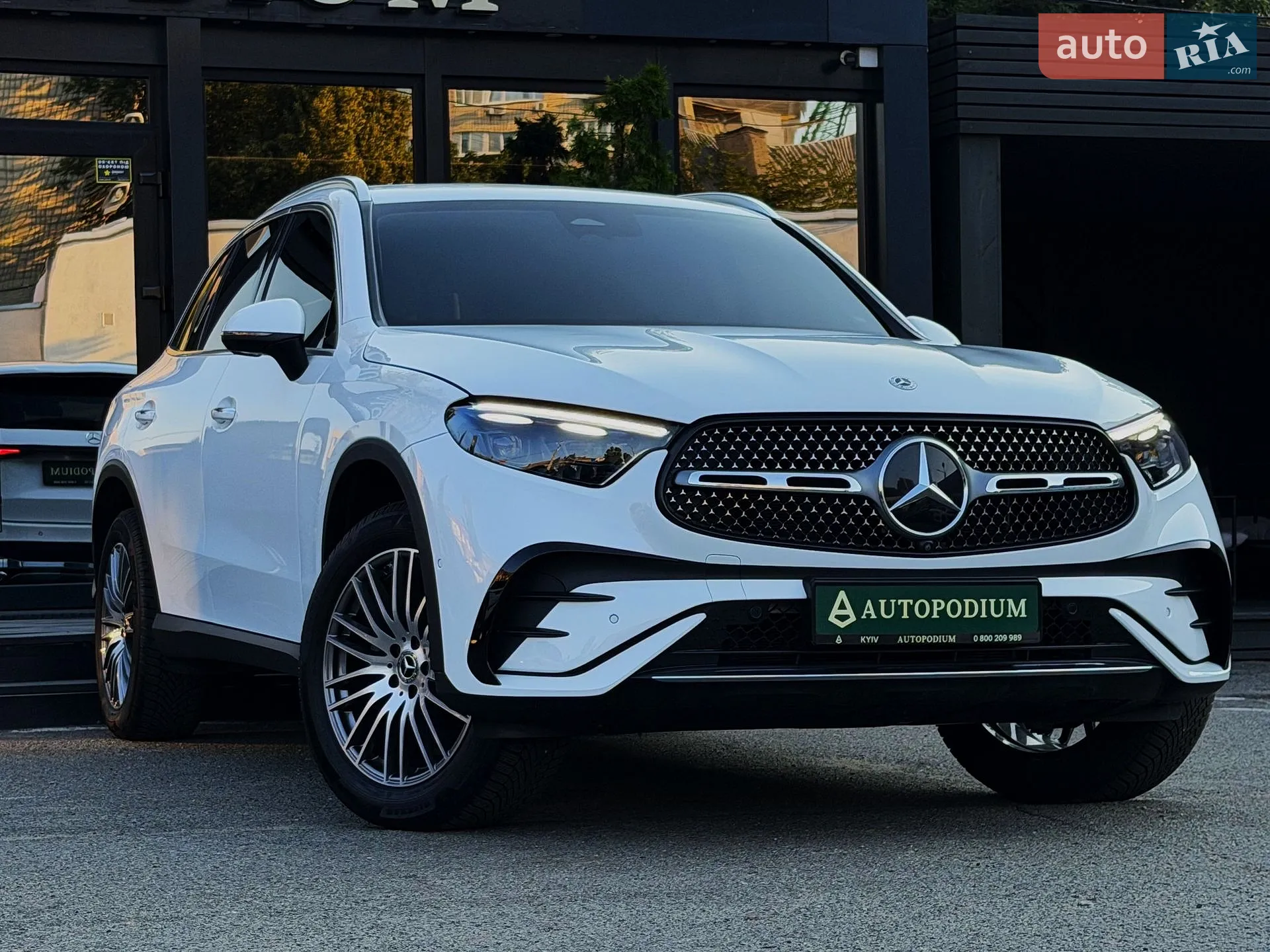 2024 Mercedes-Benz GLC - фото 1