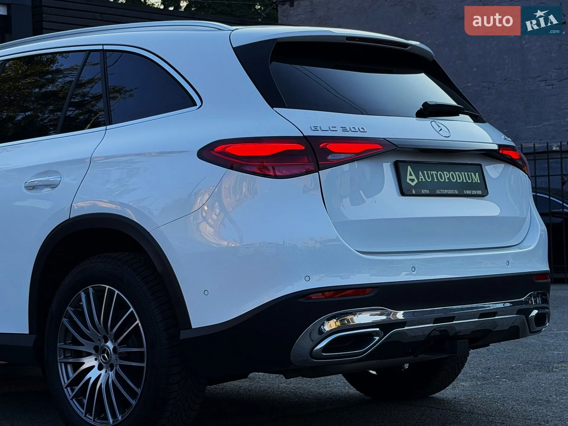 2024 Mercedes-Benz GLC - мініатюра 24