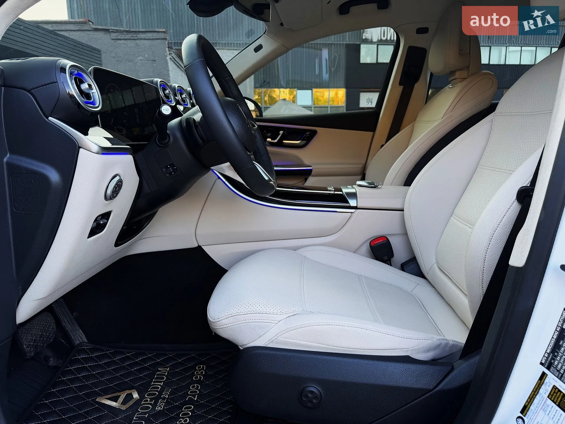 2024 Mercedes-Benz GLC - мініатюра 30