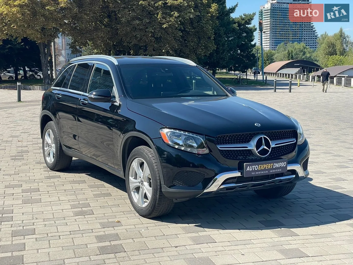 2017 Mercedes-Benz GLC - мініатюра 2
